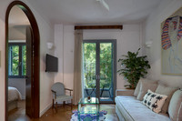 Mousourou | House | Athens