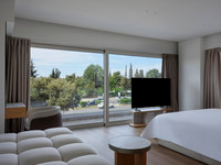 Nur | Riviera | Athens | high res