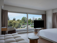 Nur | Riviera | Athens | low res